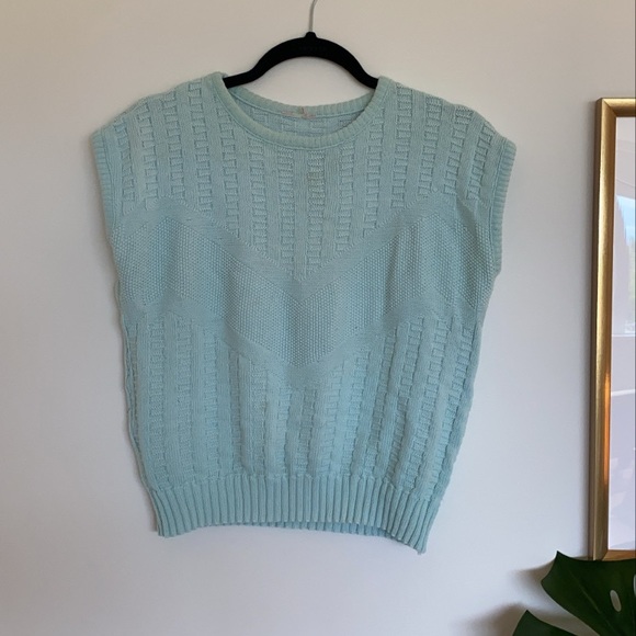 Vintage light blue sweater vest. - Picture 2 of 3